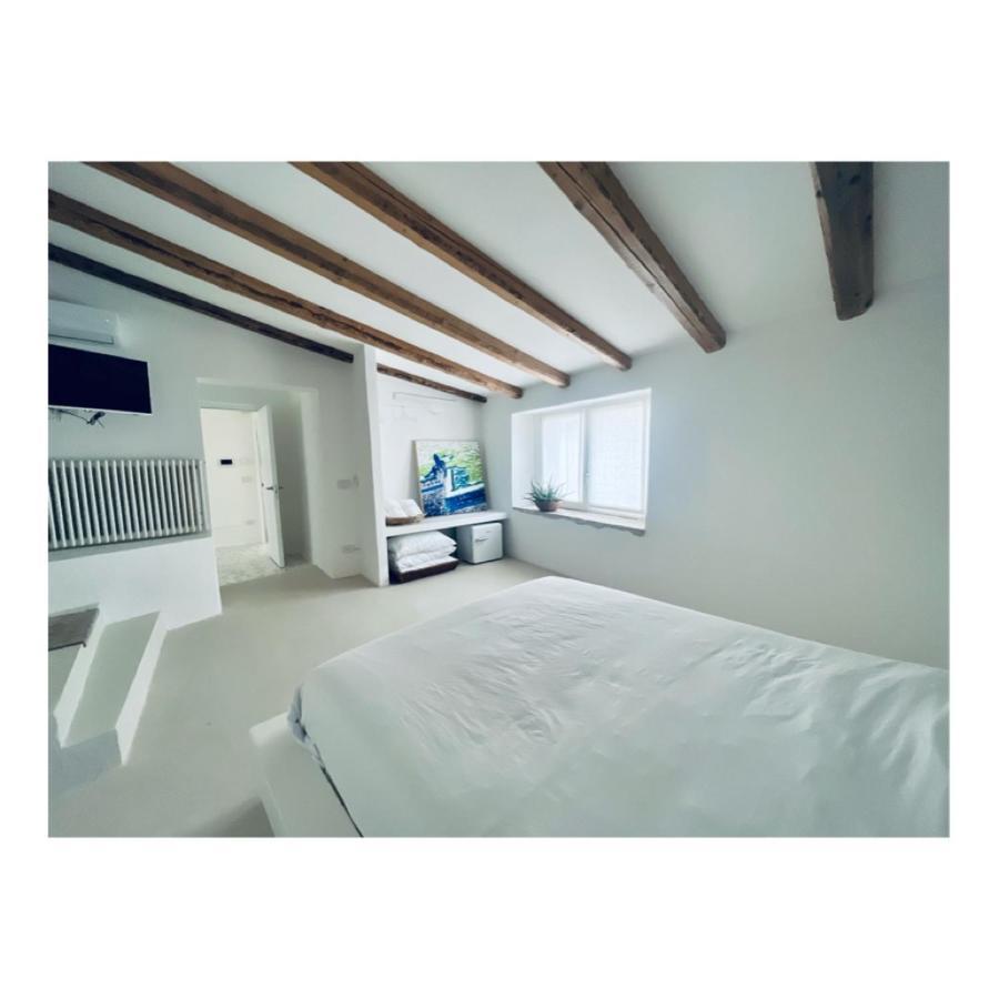 Hydria Guest House Art Gallery アックアヴィーヴァ・デッレ・フォンティ エクステリア 写真