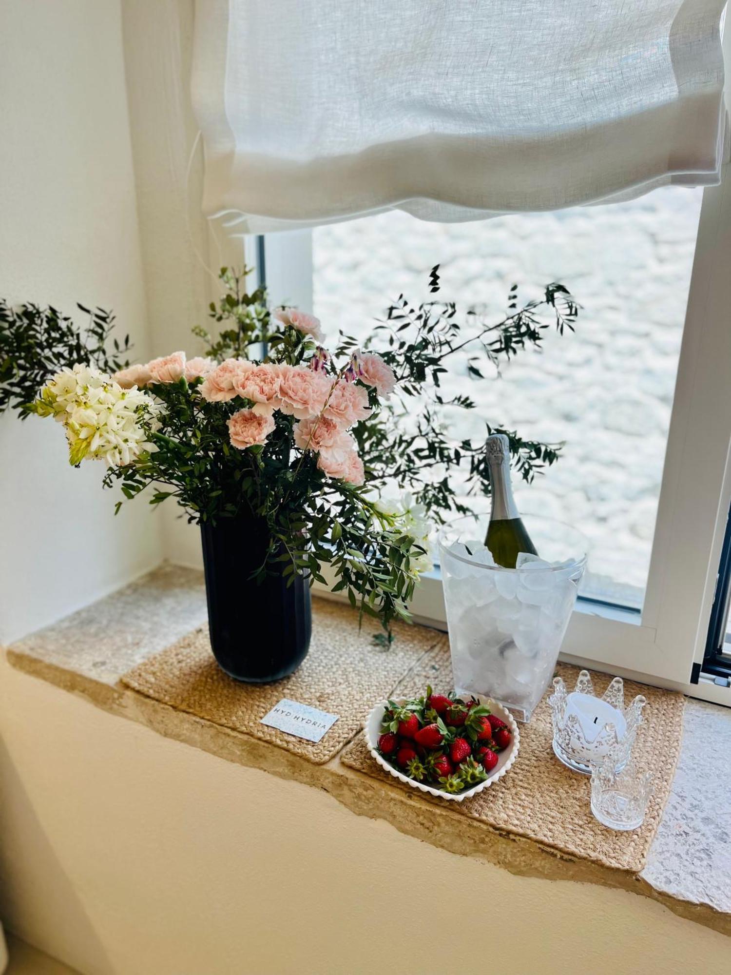 Hydria Guest House Art Gallery アックアヴィーヴァ・デッレ・フォンティ エクステリア 写真